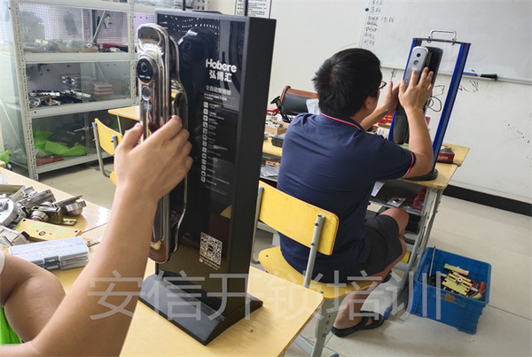 鹽城鎖匠收入能過萬嗎？